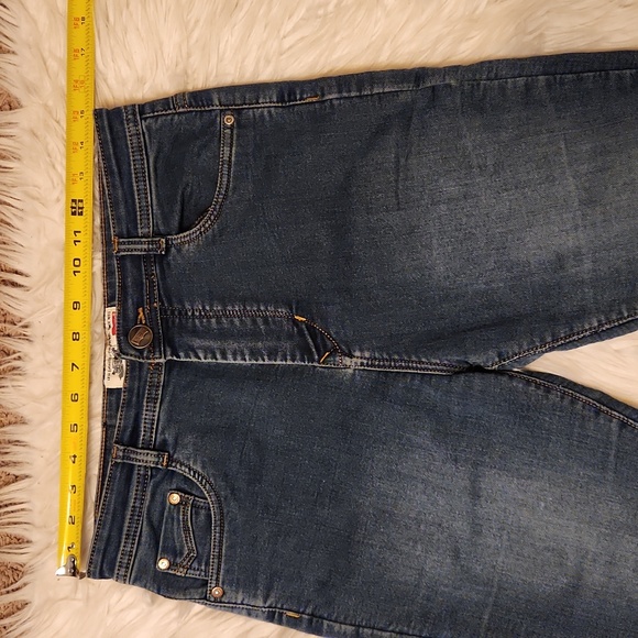 LEVI'S WOMEN'S SLIM FIT JEAN 30 - Picture 5 of 8